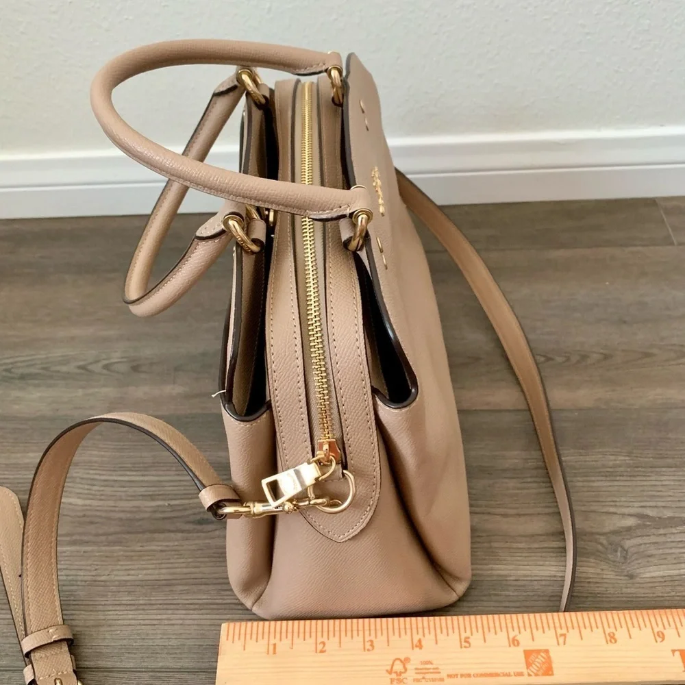 Coach Handbag Lily Carriall Cross Gray Shoulder Bag